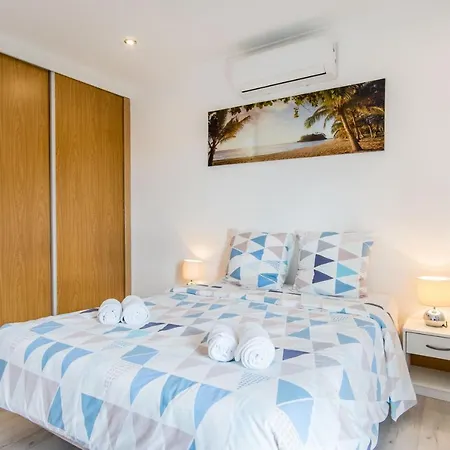 Διαμέρισμα Chaleureux Et Lumineux Proche *