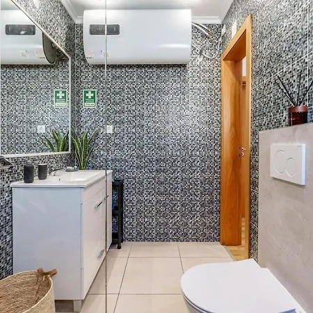 Casa vacanze Chaleureux Et Lumineux Proche